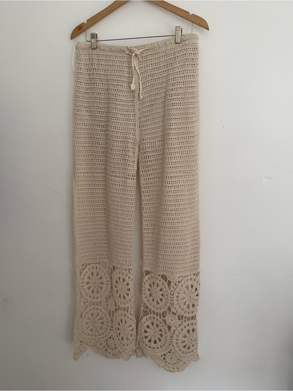 Solitaire Cream Crochet Bottom Pants